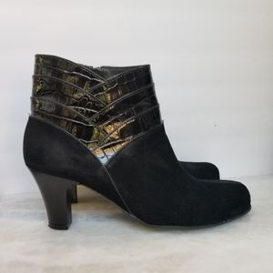 NURTURE Black heeled Leather Suede Ankle Booties